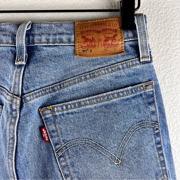 Levi’s 501 - Picture 4 of 5